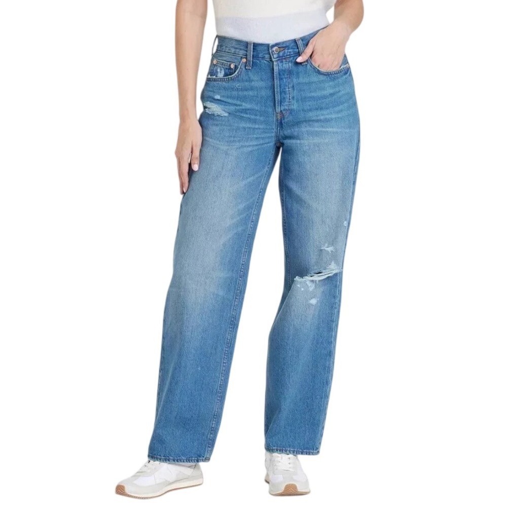 Universal Thread Womens 90s Baggy Mid Rise Distressed Jeans Blue 12S Short NWT